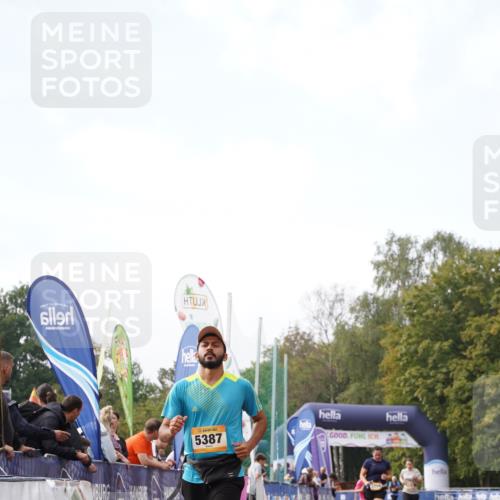 13.09.2026 - Airport Race Dennis Weichert http://msf.ph/oto/10299871 13.09.2026 10:37:50 Ziel 5176, 5268, 5387, 5417 meine-sportfotos.de