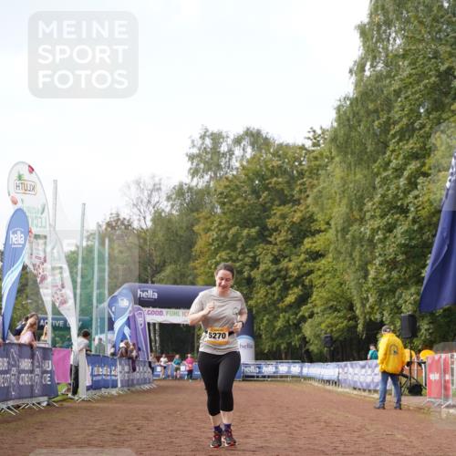 13.09.2026 - Airport Race Dennis Weichert http://msf.ph/oto/10299908 13.09.2026 10:37:57 Ziel 5268, 5270, 5417 meine-sportfotos.de