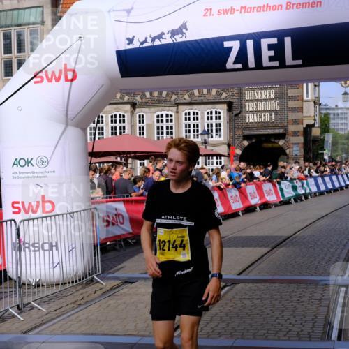 13.09.2026 - 21. swb-Marathon Bremen Tim E. http://msf.ph/oto/10300108 13.09.2026 10:40:15 Ziel 11198, 11721, 12144, 12339, 13519 meine-sportfotos.de