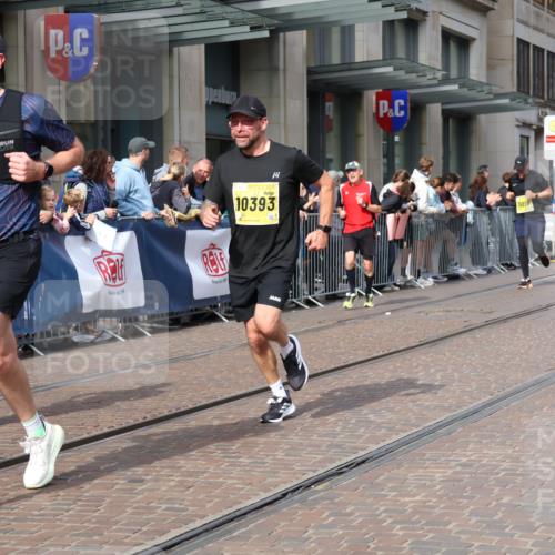 13.09.2026 - 21. swb-Marathon Bremen Strokosch-Dieckow http://msf.ph/oto/10300126 13.09.2026 10:47:43 Ziel 10142, 10316, 10329, 11058, 11193, 11360, 11735, 12278, 12354, 12487, 12558, 13620, 10172, 10189, 10210, 10223, 10270, 10310, 10393, 10592, 10594, 10807, 10860, 10873, 11018, 11130, 11469, 11634, 11646, 11809, 11894, 12077, 12195, 12296, 12318, 12547, 13521 meine-sportfotos.de