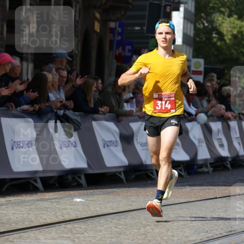 13.09.2026 - 21. swb-Marathon Bremen Strokosch-Dieckow http://msf.ph/oto/10300158 13.09.2026 12:49:06 Ziel 314, 1917 meine-sportfotos.de