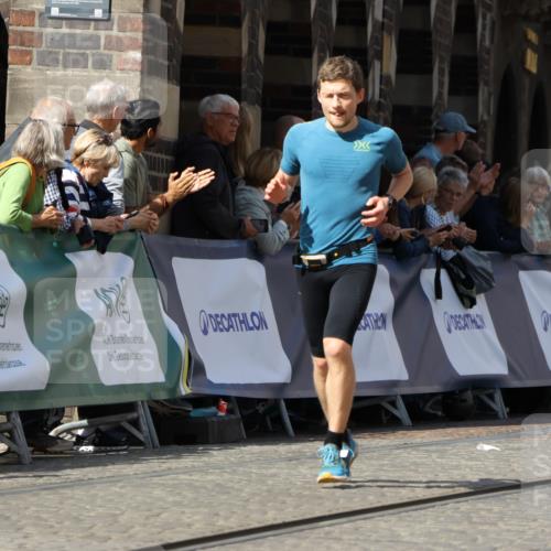 13.09.2026 - 21. swb-Marathon Bremen Strokosch-Dieckow http://msf.ph/oto/10300226 13.09.2026 12:49:12 Ziel 314, 934, 1428, 1917, 1483 meine-sportfotos.de