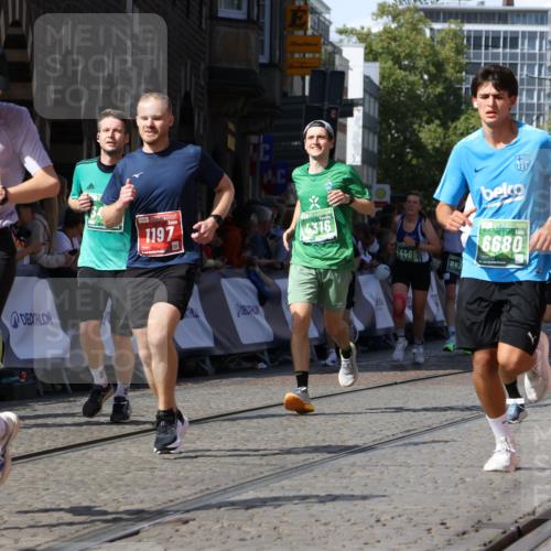 13.09.2026 - 21. swb-Marathon Bremen Strokosch-Dieckow http://msf.ph/oto/10300245 13.09.2026 13:20:50 Ziel 201, 232, 334, 876, 1197, 1528, 1646, 2493, 2577, 2953, 3813, 4174, 4351, 4357, 4358, 5137, 5450, 5493, 5855, 6495, 6496, 7411, 8178, 9047, 9162, 9721, 9949, 13222, 854, 1056, 1191, 2425, 3450, 3933, 4126, 4316, 4362, 4465, 5161, 6401, 6680, 6970, 7902, 8237, 8622, 8971, 13120 meine-sportfotos.de