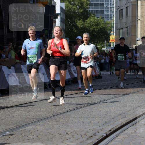 13.09.2026 - 21. swb-Marathon Bremen Strokosch-Dieckow http://msf.ph/oto/10300375 13.09.2026 13:20:56 Ziel 541, 769, 876, 1197, 1528, 1646, 2493, 2953, 3813, 3866, 4174, 4357, 4358, 4482, 5213, 5493, 5855, 5954, 6177, 6495, 6496, 7411, 7517, 8141, 8804, 9162, 9691, 9721, 9949, 13126, 854, 1191, 3450, 3933, 4362, 4465, 4734, 6357, 6970, 8237, 8323, 8622, 8971, 9267, 9268, 13120 meine-sportfotos.de