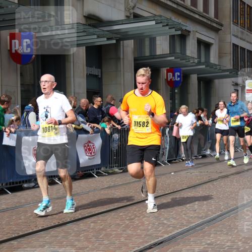 13.09.2026 - 21. swb-Marathon Bremen Strokosch-Dieckow http://msf.ph/oto/10300400 13.09.2026 10:48:24 Ziel 10231, 10269, 10426, 10489, 10538, 10770, 10814, 10815, 10917, 10993, 11196, 11372, 11611, 11837, 11885, 12204, 13512, 10142, 10316, 10329, 10421, 10426, 10638, 11058, 11135, 11193, 11241, 11582, 11683, 11781, 11815, 11837, 12259, 13570 meine-sportfotos.de