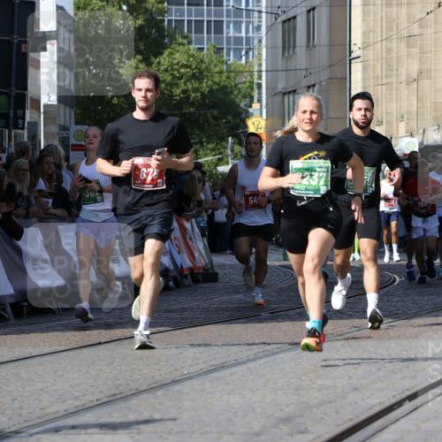 13.09.2026 - 21. swb-Marathon Bremen Strokosch-Dieckow http://msf.ph/oto/10300474 13.09.2026 13:21:00 Ziel 541, 769, 876, 1528, 3813, 3866, 4174, 4357, 4358, 4482, 5213, 5493, 5855, 5954, 6177, 6495, 6496, 7411, 7517, 8005, 8141, 8804, 9162, 9691, 9721, 9949, 13126, 226, 1191, 2979, 3450, 4362, 4734, 6357, 6970, 8237, 8323, 8408, 8791, 9267, 9268, 13120 meine-sportfotos.de