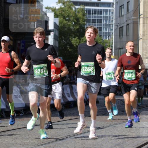13.09.2026 - 21. swb-Marathon Bremen Strokosch-Dieckow http://msf.ph/oto/10300666 13.09.2026 13:21:08 Ziel 541, 769, 876, 1056, 1881, 2425, 2640, 3356, 3866, 4126, 4174, 4316, 4465, 4482, 4612, 5161, 5213, 5855, 5954, 6177, 6401, 6680, 7517, 7902, 8005, 8141, 8804, 9691, 13126, 226, 2979, 3534, 4234, 4445, 4484, 4519, 6357, 8323, 8408, 8791, 9267, 9268, 9514, 9900 meine-sportfotos.de