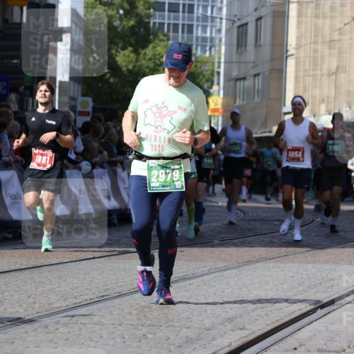 13.09.2026 - 21. swb-Marathon Bremen Strokosch-Dieckow http://msf.ph/oto/10300748 13.09.2026 13:21:11 Ziel 541, 769, 854, 1056, 1881, 2425, 2640, 3356, 3866, 3933, 4126, 4316, 4465, 4482, 4612, 5161, 5213, 5954, 6177, 6401, 6680, 7517, 7902, 8005, 8141, 8622, 8804, 8971, 9691, 13126, 226, 2979, 3202, 3534, 4234, 4445, 4484, 4519, 6862, 8408, 8791, 9514, 9722, 9900 meine-sportfotos.de