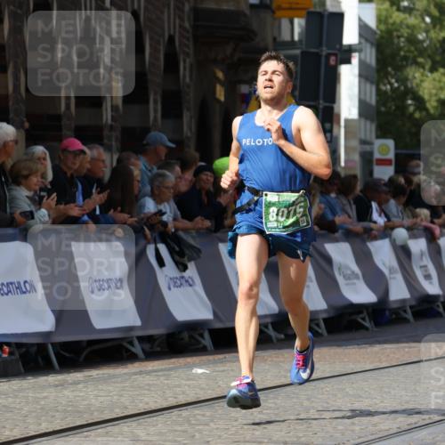 13.09.2026 - 21. swb-Marathon Bremen Strokosch-Dieckow http://msf.ph/oto/10300846 13.09.2026 12:50:34 Ziel 520, 4232, 7692, 668 meine-sportfotos.de