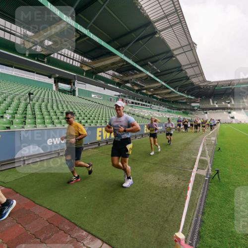 13.09.2026 - 21. swb-Marathon Bremen Michael Burmester http://msf.ph/oto/10300869 13.09.2026 10:42:02 Laufen im Stadion 10148, 10155, 10163, 10247, 10303, 10313, 10330, 10354, 10395, 10396, 10399, 10414, 10419, 10422, 10461, 10462, 10483, 10490, 10491, 10519, 10527, 10545, 10546, 10547, 10557, 10586, 10611, 10644, 10665, 10694, 10705, 10706, 10719, 10722, 10752, 10766, 10768, 10773, 10776, 10784, 10804, 10805, 10854, 10859, 10880, 10889, 10909, 10963, 10977, 11026, 11027, 11041, 11043, 11048, 11078, 11084, 11085, 11090, 11097, 11098, 11140, 11192, 11239 meine-sportfotos.de