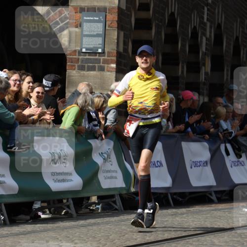 13.09.2026 - 21. swb-Marathon Bremen Strokosch-Dieckow http://msf.ph/oto/10301022 13.09.2026 12:51:08 Ziel 668, 1214, 858, 3617, 13033 meine-sportfotos.de