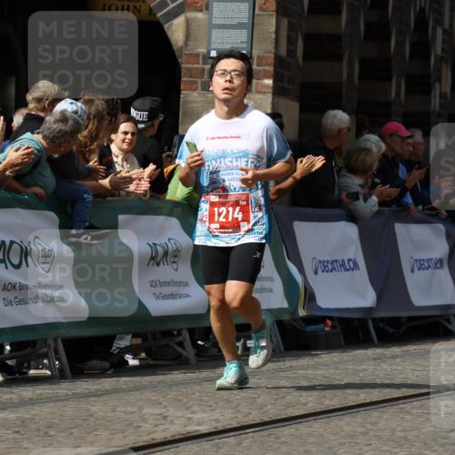 13.09.2026 - 21. swb-Marathon Bremen Strokosch-Dieckow http://msf.ph/oto/10301137 13.09.2026 12:51:17 Ziel 1214, 1639, 3617, 13033 meine-sportfotos.de