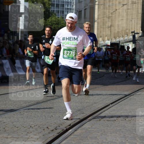 13.09.2026 - 21. swb-Marathon Bremen Strokosch-Dieckow http://msf.ph/oto/10301192 13.09.2026 13:21:29 Ziel 226, 854, 1191, 2979, 3450, 3534, 3933, 4362, 4734, 6357, 6970, 8237, 8323, 8408, 8622, 8791, 8971, 9267, 9268, 13120, 1130, 1254, 2088, 2397, 2570, 3290, 3435, 3655, 3695, 3930, 5542, 6865, 7176, 8270, 8384, 9048, 9059, 13145 meine-sportfotos.de