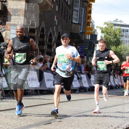 13.09.2026 - 21. swb-Marathon Bremen Strokosch-Dieckow http://msf.ph/oto/10301330 13.09.2026 13:21:36 Ziel 226, 2979, 3202, 3450, 3534, 4234, 4362, 4445, 4484, 4519, 4734, 6357, 6862, 8323, 8408, 8791, 9267, 9268, 9514, 9900, 572, 1254, 2088, 2397, 3290, 3695, 3930, 3934, 4735, 6865, 6976, 7098, 7176, 8947, 9059, 9421, 10120 meine-sportfotos.de