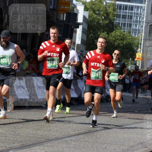 13.09.2026 - 21. swb-Marathon Bremen Strokosch-Dieckow http://msf.ph/oto/10301407 13.09.2026 13:21:39 Ziel 226, 2904, 2979, 3120, 3202, 3534, 4165, 4234, 4445, 4484, 4519, 6357, 6862, 8323, 8408, 8791, 8923, 9267, 9268, 9514, 9722, 9900, 572, 1209, 1254, 2397, 3290, 3338, 3695, 3774, 3934, 4581, 4735, 6865, 6976, 7098, 8438, 8947, 9059, 9421, 10120 meine-sportfotos.de