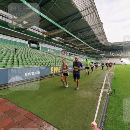 13.09.2026 - 21. swb-Marathon Bremen Michael Burmester http://msf.ph/oto/10301456 13.09.2026 10:45:37 Laufen im Stadion 10137, 10176, 10191, 10192, 10194, 10202, 10242, 10295, 10344, 10430, 10472, 10524, 10568, 10600, 10651, 10679, 10713, 10979, 10999, 11050, 11081, 11181, 11200, 11233, 11244, 11307, 11309, 11367, 11385, 11495, 11574, 11629, 11675, 11709, 11760, 11808, 11821, 11932, 11943, 12057, 12089, 12151, 12153, 12177, 12178, 12211, 12224, 12226, 12285, 12311, 12321, 12334, 12374, 12462, 12539, 10148, 10303, 10330, 10361, 10362 meine-sportfotos.de