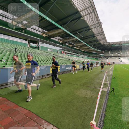 13.09.2026 - 21. swb-Marathon Bremen Michael Burmester http://msf.ph/oto/10301629 13.09.2026 10:46:50 Laufen im Stadion 10161, 10202, 10242, 10349, 10472, 10524, 10535, 10651, 10895, 10933, 10970, 11050, 11181, 11244, 11296, 11309, 11367, 11457, 11529, 11530, 11546, 11573, 11574, 11579, 11639, 11675, 11709, 11760, 11821, 12153, 12157, 12177, 12178, 12211, 12285, 12316, 12317, 12374, 12422, 12462, 10002, 10004, 10005, 10148, 10271, 10295, 10303, 10325, 10330, 10335, 10361, 10362, 10459, 10513, 10605, 10629, 10756, 10779, 10882, 10997, 10999, 11233, 11307 meine-sportfotos.de