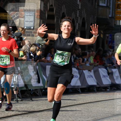 13.09.2026 - 21. swb-Marathon Bremen Strokosch-Dieckow http://msf.ph/oto/10301658 13.09.2026 13:21:49 Ziel 1130, 2088, 2570, 2904, 3120, 3202, 3435, 3534, 3655, 3930, 4165, 4234, 4445, 4484, 4519, 5542, 6862, 7176, 8184, 8270, 8384, 8730, 8923, 9048, 9514, 9722, 9900, 13145, 141, 148, 1209, 2051, 3338, 3652, 3774, 4581, 5193, 6976, 7098, 8438, 8452, 8924, 9599 meine-sportfotos.de