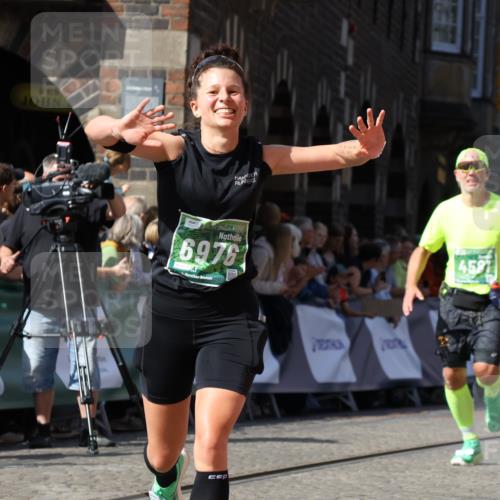 13.09.2026 - 21. swb-Marathon Bremen Strokosch-Dieckow http://msf.ph/oto/10301757 13.09.2026 13:21:50 Ziel 1130, 2088, 2570, 2904, 3120, 3202, 3435, 3655, 3930, 4165, 4234, 4445, 4484, 4519, 5542, 6862, 7176, 8184, 8270, 8384, 8730, 8923, 9048, 9514, 9722, 9900, 13145, 141, 148, 1209, 2051, 3338, 3652, 3774, 4581, 5193, 7098, 8438, 8452, 8924, 9599 meine-sportfotos.de