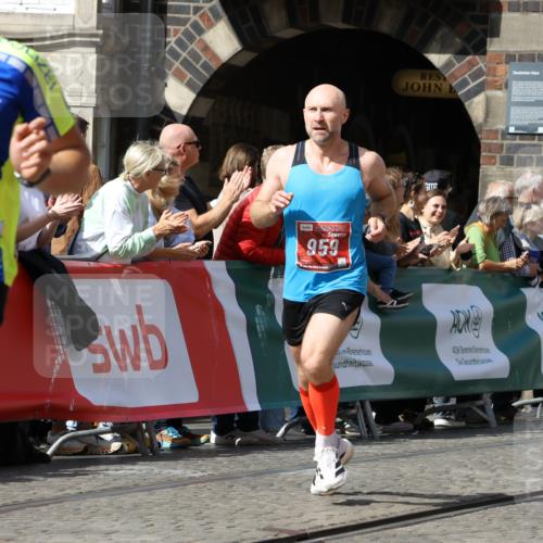 13.09.2026 - 21. swb-Marathon Bremen Strokosch-Dieckow http://msf.ph/oto/10301854 13.09.2026 12:52:45 Ziel 525, 959, 1357, 1507, 7768, 417, 2100, 7244, 8077, 9522 meine-sportfotos.de