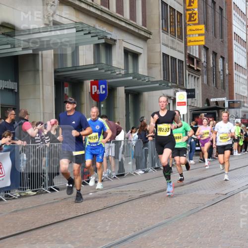 13.09.2026 - 21. swb-Marathon Bremen Strokosch-Dieckow http://msf.ph/oto/10302119 13.09.2026 10:50:19 Ziel 10233, 10267, 10525, 10764, 10840, 11076, 11220, 11276, 11622, 11664, 11680, 11742, 11753, 11774, 11961, 12052, 12070, 12078, 12309, 12447, 12488, 13544, 10170, 10452, 10876, 10923, 11111, 11128, 11178, 11415, 11497, 11499, 11680, 12045, 12240, 12269, 12510, 13562 meine-sportfotos.de