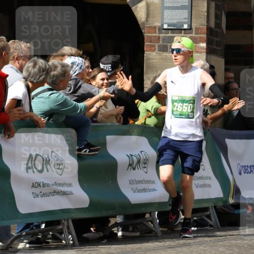 13.09.2026 - 21. swb-Marathon Bremen Strokosch-Dieckow http://msf.ph/oto/10302214 13.09.2026 12:53:07 Ziel 417, 553, 2100, 7244, 8729, 2585, 2670, 7650, 8081 meine-sportfotos.de