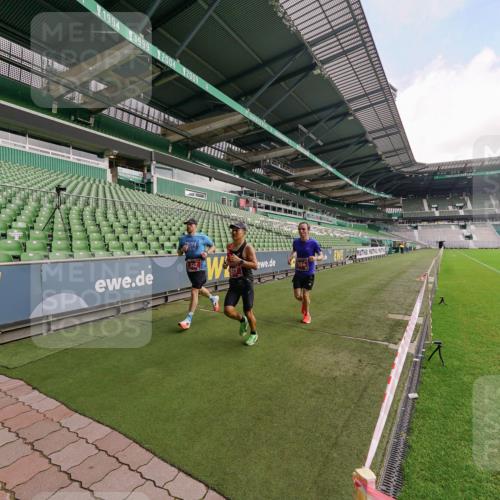 13.09.2026 - 21. swb-Marathon Bremen Michael Burmester http://msf.ph/oto/10302312 13.09.2026 12:17:16 Laufen im Stadion 513, 917, 1154, 1190, 1192, 1263, 245, 317, 540, 796, 822, 1149 meine-sportfotos.de