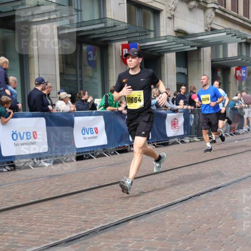 13.09.2026 - 21. swb-Marathon Bremen Strokosch-Dieckow http://msf.ph/oto/10302340 13.09.2026 10:50:30 Ziel 10200, 10267, 10537, 10764, 11076, 11087, 11170, 11220, 11753, 11774, 11961, 12004, 12052, 12070, 12179, 12309, 12351, 12407, 12488, 12560, 13544, 10170, 10233, 10525, 10840, 10923, 11111, 11128, 11178, 11276, 11497, 11499, 11622, 11664, 11680, 11742, 12045, 12078, 12269, 12447, 13562 meine-sportfotos.de