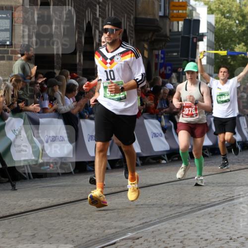 13.09.2026 - 21. swb-Marathon Bremen Strokosch-Dieckow http://msf.ph/oto/10302378 13.09.2026 13:29:56 Ziel 124, 1073, 1083, 1243, 1581, 2076, 2289, 2301, 2742, 2957, 3030, 3721, 4576, 5244, 5599, 6006, 6384, 6499, 6690, 6725, 6930, 7013, 7079, 7384, 7426, 7649, 7884, 8009, 8481, 8594, 8831, 9534, 9747, 9770, 10013, 13031, 1205, 1308, 1611, 1653, 1780, 1848, 2126, 3190, 5039, 5198, 5348, 5615, 5631, 6225, 6720, 6942, 6992, 6994, 7184, 7609, 7932, 8110, 8115, 8441, 8470, 9104, 9125 meine-sportfotos.de