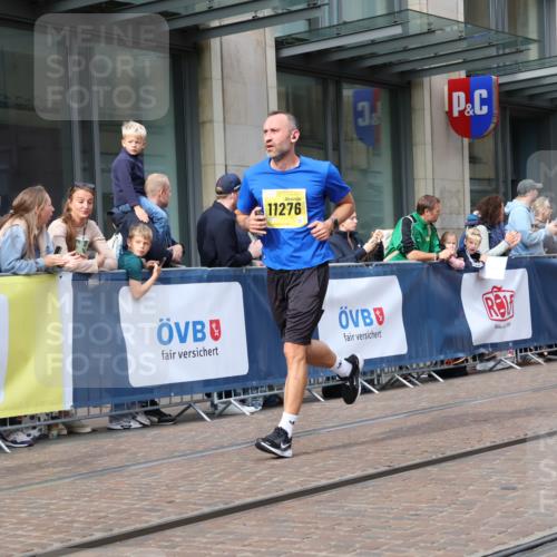 13.09.2026 - 21. swb-Marathon Bremen Strokosch-Dieckow http://msf.ph/oto/10302399 13.09.2026 10:50:32 Ziel 10200, 10267, 10537, 10764, 11076, 11087, 11170, 11220, 11625, 11626, 11753, 11774, 11961, 12004, 12052, 12070, 12179, 12303, 12309, 12351, 12407, 12488, 12560, 13544, 10170, 10233, 10525, 10840, 10923, 11111, 11178, 11220, 11276, 11497, 11499, 11622, 11664, 11680, 11742, 11774, 12045, 12078, 12269, 12447, 13562 meine-sportfotos.de