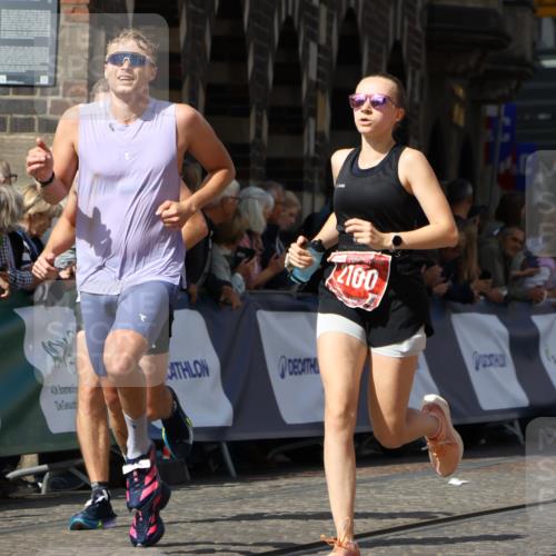 13.09.2026 - 21. swb-Marathon Bremen Strokosch-Dieckow http://msf.ph/oto/10302470 13.09.2026 12:53:15 Ziel 417, 553, 2100, 7244, 8077, 8729, 9522, 2352, 2670, 3080, 8081 meine-sportfotos.de