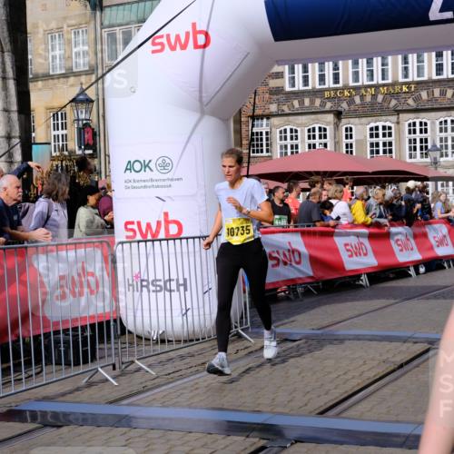 13.09.2026 - 21. swb-Marathon Bremen Tim E. http://msf.ph/oto/10302633 13.09.2026 10:45:14 Ziel 10096, 10266, 10628, 10735, 11692, 12302, 12425, 13591 meine-sportfotos.de