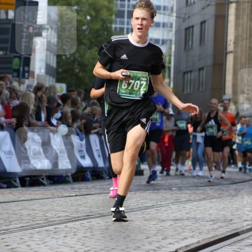 13.09.2026 - 21. swb-Marathon Bremen Strokosch-Dieckow http://msf.ph/oto/10302784 13.09.2026 13:22:43 Ziel 1601, 1933, 2481, 2499, 3855, 4204, 4211, 4697, 6621, 6891, 8447, 8574, 9668, 913, 1963, 2040, 3145, 3560, 6707, 6737, 6792, 8377, 8646 meine-sportfotos.de
