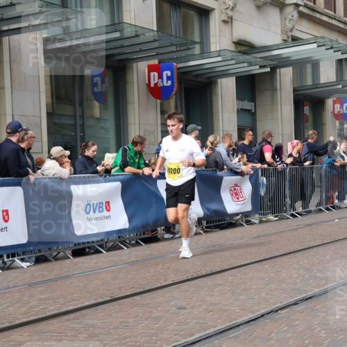13.09.2026 - 21. swb-Marathon Bremen Strokosch-Dieckow http://msf.ph/oto/10302833 13.09.2026 10:50:56 Ziel 10381, 10471, 10515, 10808, 10825, 10862, 10887, 10984, 11339, 11503, 11537, 11625, 11626, 11801, 11973, 12051, 12133, 12303, 12548, 12552, 10200, 10267, 10537, 10764, 11076, 11087, 11170, 11220, 11625, 11626, 11753, 11774, 11961, 12004, 12052, 12070, 12179, 12303, 12309, 12351, 12407, 12488, 12560, 13544 meine-sportfotos.de