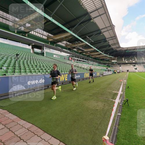 13.09.2026 - 21. swb-Marathon Bremen Michael Burmester http://msf.ph/oto/10302853 13.09.2026 12:39:55 Laufen im Stadion 126, 277, 453, 603, 640, 671, 735, 807, 862, 901, 912, 1136, 1248, 1320, 1323, 1379, 1472, 1508, 1540, 1576, 1587, 1717, 1751, 1758, 1795, 1800, 1852, 1860, 1901, 1911, 1930, 1950, 2049, 2099, 3744, 4381, 5160, 5163, 5912, 6201, 6630, 7118, 7671, 8467, 9329, 9630, 10034, 13080, 13224, 365, 850, 1288, 1385, 1485, 1550, 1583, 1754, 1875, 1993, 2073, 3617, 4232, 7244, 7692, 7768, 8075, 8729, 13033 meine-sportfotos.de