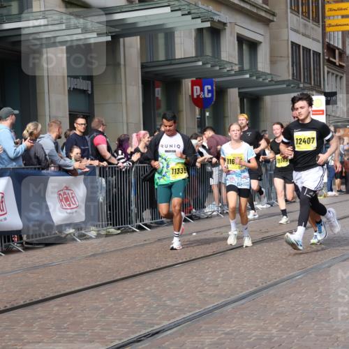 13.09.2026 - 21. swb-Marathon Bremen Strokosch-Dieckow http://msf.ph/oto/10302865 13.09.2026 10:50:58 Ziel 10381, 10471, 10515, 10544, 10808, 10825, 10862, 10887, 10984, 11339, 11503, 11537, 11801, 11973, 12051, 12133, 12424, 12548, 12552, 10200, 10267, 10537, 10764, 11076, 11087, 11170, 11625, 11626, 11753, 11961, 12004, 12052, 12070, 12179, 12303, 12309, 12351, 12407, 12488, 12560, 13544 meine-sportfotos.de