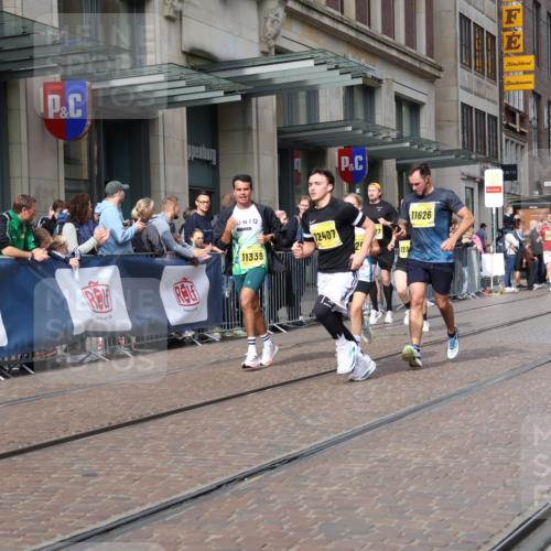 13.09.2026 - 21. swb-Marathon Bremen Strokosch-Dieckow http://msf.ph/oto/10302877 13.09.2026 10:50:59 Ziel 10381, 10471, 10515, 10544, 10763, 10808, 10825, 10862, 10887, 10984, 11339, 11503, 11537, 11801, 11973, 12051, 12133, 12424, 12548, 12552, 10200, 10267, 10537, 10764, 11076, 11087, 11170, 11339, 11625, 11626, 11753, 11961, 12004, 12052, 12070, 12179, 12303, 12351, 12407, 12488, 12560, 13544 meine-sportfotos.de