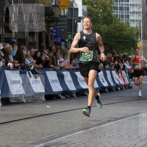 13.09.2026 - 21. swb-Marathon Bremen Strokosch-Dieckow http://msf.ph/oto/10302928 13.09.2026 12:54:03 Ziel 272, 1089, 1168, 1606, 3606, 13212, 1256, 1629, 6112, 9399, 9617 meine-sportfotos.de