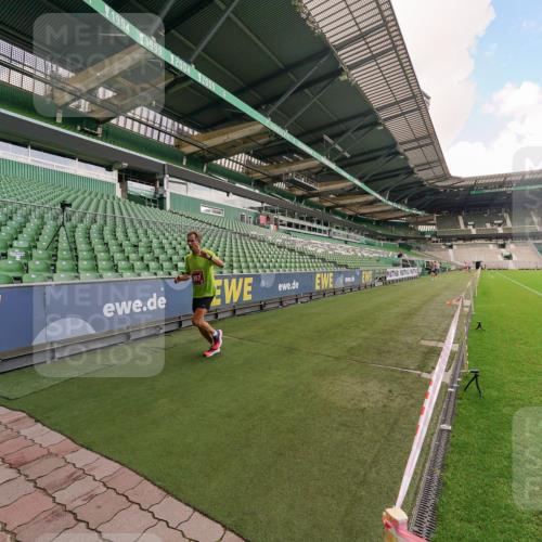 13.09.2026 - 21. swb-Marathon Bremen Michael Burmester http://msf.ph/oto/10302929 13.09.2026 12:41:02 Laufen im Stadion 126, 371, 453, 603, 640, 650, 671, 735, 744, 862, 912, 957, 1136, 1336, 1379, 1381, 1411, 1508, 1540, 1571, 1614, 1797, 1822, 1860, 1901, 1930, 1950, 2986, 3624, 4381, 4399, 4795, 4936, 6198, 6201, 6264, 6630, 7118, 7671, 8065, 9065, 9329, 9630, 10034, 13080, 13224, 346, 466, 658, 895, 1090, 1118, 1385, 1485, 1583, 1604, 1754, 2073, 2141, 2352, 2585, 2670, 3080, 3606, 3617, 6112, 7244, 7650, 7768, 8729 meine-sportfotos.de