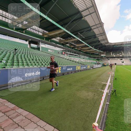 13.09.2026 - 21. swb-Marathon Bremen Michael Burmester http://msf.ph/oto/10302971 13.09.2026 12:41:56 Laufen im Stadion 126, 371, 439, 603, 640, 650, 671, 735, 744, 912, 957, 1009, 1136, 1336, 1381, 1411, 1571, 1614, 1619, 1667, 1712, 1797, 1822, 1850, 1860, 1862, 1930, 2094, 2207, 2986, 3368, 3624, 4399, 4795, 4847, 4936, 5672, 5828, 6198, 6201, 6264, 6929, 6991, 7141, 8065, 8311, 8383, 8394, 9065, 9120, 9329, 277, 346, 466, 658, 895, 901, 1090, 1118, 1248, 1320, 1323, 1472, 1576, 1587, 1604, 1717, 1751, 1911, 2141, 2352, 2585, 2670, 3080, 3606, 5160, 5163, 5912, 6112, 7650 meine-sportfotos.de