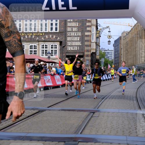 13.09.2026 - 21. swb-Marathon Bremen Tim E. http://msf.ph/oto/10302981 13.09.2026 10:45:45 Ziel 10318, 10352, 10398, 10536, 11088, 11209, 11232, 11478, 11695, 11749, 11835, 12054, 12290, 12355, 12475, 12534 meine-sportfotos.de