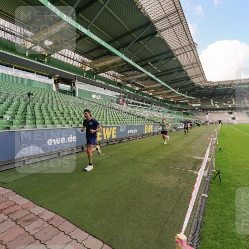 13.09.2026 - 21. swb-Marathon Bremen Michael Burmester http://msf.ph/oto/10303118 13.09.2026 12:43:44 Laufen im Stadion 439, 493, 623, 678, 681, 749, 819, 969, 1009, 1223, 1224, 1335, 1372, 1498, 1562, 1619, 1696, 1712, 1745, 1770, 1879, 1921, 2098, 2207, 2651, 2683, 3251, 3368, 3500, 3584, 3688, 4096, 4118, 4328, 4739, 4847, 4904, 5143, 5199, 5316, 5369, 5601, 5663, 5776, 5828, 6359, 6579, 6973, 7015, 7170, 7841, 7950, 8028, 8311, 8383, 8689, 8749, 8850, 8994, 9120, 9137, 9153, 9200, 9233, 9533, 9849, 13063, 13237, 126, 371, 453, 603, 640, 650, 671, 735, 744, 807, 862, 912, 957, 1136, 1336 meine-sportfotos.de