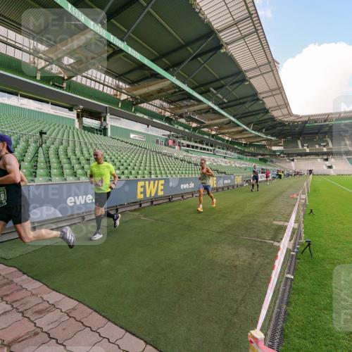 13.09.2026 - 21. swb-Marathon Bremen Michael Burmester http://msf.ph/oto/10303165 13.09.2026 12:44:29 Laufen im Stadion 280, 339, 493, 623, 678, 681, 715, 819, 969, 1264, 1301, 1335, 1372, 1498, 1696, 1770, 1921, 1937, 1975, 2020, 2098, 2683, 3092, 3271, 3500, 3609, 3688, 4118, 4328, 4739, 4904, 5092, 5143, 5199, 5316, 5369, 5601, 5776, 5996, 6359, 6579, 6973, 7015, 7170, 7206, 7265, 7715, 7841, 7950, 8028, 8689, 8749, 8850, 9129, 9137, 9153, 9200, 9233, 9583, 9849, 13063, 13168, 13237, 126, 371, 453, 603, 640, 650, 671, 735, 744, 862, 912, 957, 1136, 1336, 1411, 1822, 1850 meine-sportfotos.de
