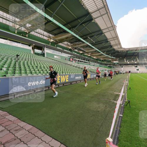 13.09.2026 - 21. swb-Marathon Bremen Michael Burmester http://msf.ph/oto/10303242 13.09.2026 12:45:27 Laufen im Stadion 195, 280, 339, 474, 493, 508, 567, 623, 678, 681, 697, 715, 788, 1017, 1034, 1181, 1241, 1264, 1277, 1301, 1335, 1498, 1696, 1770, 1863, 1937, 1975, 2020, 2084, 2098, 2297, 2889, 3092, 3271, 3609, 4110, 4118, 4157, 4328, 5092, 5719, 5996, 6918, 6973, 7015, 7206, 7265, 7336, 7478, 7715, 8028, 8054, 8096, 8319, 8325, 8331, 8670, 8701, 8756, 8936, 9070, 9129, 9137, 9273, 9306, 9495, 9583, 9642, 13063, 13168, 13237, 371, 439, 650, 744, 957, 1336, 1411, 1667, 1822, 1850 meine-sportfotos.de