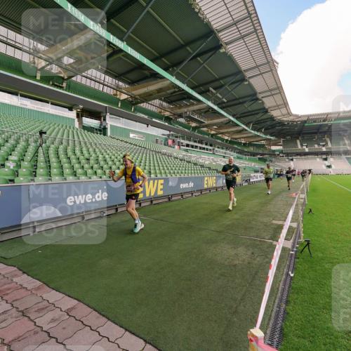 13.09.2026 - 21. swb-Marathon Bremen Michael Burmester http://msf.ph/oto/10303331 13.09.2026 12:46:18 Laufen im Stadion 195, 280, 474, 508, 538, 567, 604, 697, 788, 868, 1017, 1034, 1181, 1241, 1277, 1863, 1937, 2020, 2021, 2084, 2087, 2297, 2538, 2809, 2889, 3092, 3196, 3271, 3424, 3520, 3609, 4110, 4157, 4236, 4777, 5024, 5092, 5238, 5283, 5674, 5719, 6053, 6686, 6815, 6918, 7102, 7336, 7478, 7814, 7871, 8054, 8096, 8319, 8325, 8331, 8334, 8670, 8701, 8756, 8936, 8983, 9070, 9129, 9273, 9306, 9495, 9544, 9583, 9642, 9813, 13034, 439, 1667, 1850 meine-sportfotos.de