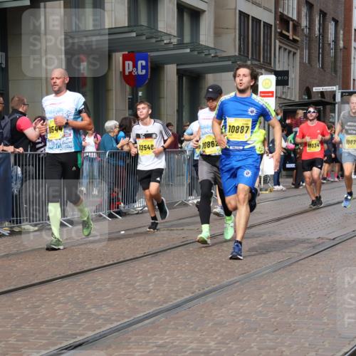 13.09.2026 - 21. swb-Marathon Bremen Strokosch-Dieckow http://msf.ph/oto/10303344 13.09.2026 10:51:20 Ziel 10162, 10183, 10281, 10334, 10348, 10467, 10544, 10641, 10763, 10862, 11145, 11273, 11542, 11685, 11733, 11777, 11787, 12329, 12424, 13631, 10381, 10471, 10515, 10808, 10825, 10887, 10984, 11339, 11503, 11537, 11625, 11626, 11801, 11973, 12051, 12133, 12303, 12407, 12548, 12552 meine-sportfotos.de