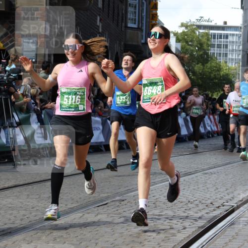 13.09.2026 - 21. swb-Marathon Bremen Strokosch-Dieckow http://msf.ph/oto/10303396 13.09.2026 13:23:47 Ziel 135, 672, 2371, 2409, 2490, 2627, 2899, 3078, 3138, 3173, 3531, 3856, 3861, 3939, 5820, 5821, 6843, 6848, 6923, 8560, 8863, 9088, 9196, 9436, 10127, 342, 2210, 2288, 2517, 3044, 4671, 5104, 5146, 5397, 5623, 6332, 6772, 7094, 7105, 7357, 7475, 7761, 8051, 8052, 10059, 10115, 13007, 13197 meine-sportfotos.de