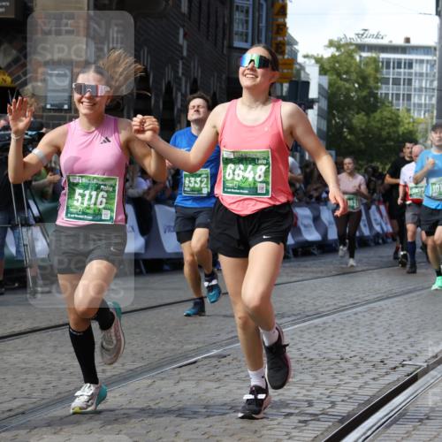 13.09.2026 - 21. swb-Marathon Bremen Strokosch-Dieckow http://msf.ph/oto/10303432 13.09.2026 13:23:47 Ziel 135, 672, 2371, 2409, 2490, 2627, 2899, 3078, 3138, 3173, 3531, 3856, 3861, 3939, 5820, 5821, 6843, 6848, 6923, 8560, 8863, 9088, 9196, 9436, 10127, 342, 2210, 2288, 2517, 3044, 4671, 5104, 5146, 5397, 5623, 6332, 6772, 7094, 7105, 7357, 7475, 7761, 8051, 8052, 10059, 10115, 13007, 13197 meine-sportfotos.de