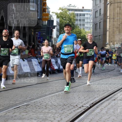 13.09.2026 - 21. swb-Marathon Bremen Strokosch-Dieckow http://msf.ph/oto/10303444 13.09.2026 13:23:48 Ziel 135, 672, 2371, 2409, 2490, 2627, 2899, 3078, 3138, 3173, 3531, 3856, 3861, 3939, 5820, 5821, 5908, 6843, 6848, 6923, 8560, 8863, 9088, 9196, 9436, 342, 2210, 2370, 2517, 3044, 4671, 5104, 5146, 5397, 5623, 6772, 7094, 7105, 7357, 7475, 7761, 8051, 8052, 10059, 10115, 13007, 13197 meine-sportfotos.de