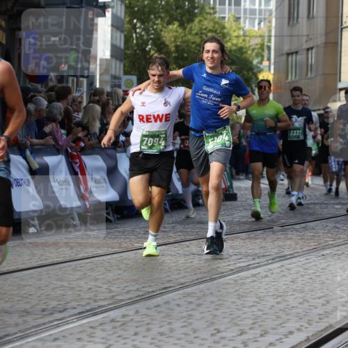 13.09.2026 - 21. swb-Marathon Bremen Strokosch-Dieckow http://msf.ph/oto/10303634 13.09.2026 13:23:56 Ziel 135, 672, 2371, 2409, 2485, 2490, 2560, 2627, 3078, 3138, 3173, 3642, 3856, 3861, 3939, 4601, 5231, 5908, 6157, 6843, 6848, 7216, 8095, 8290, 8560, 9088, 9196, 102, 776, 909, 1199, 2210, 2370, 2967, 3044, 3372, 5104, 5208, 5257, 5397, 5481, 5623, 6105, 6772, 7059, 7094, 8082, 8179, 9087, 13219 meine-sportfotos.de